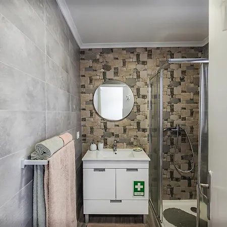 Pineapple Apartament *