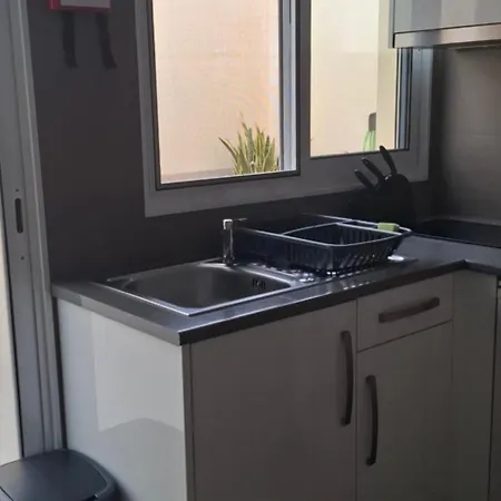 Pineapple Apartment *
